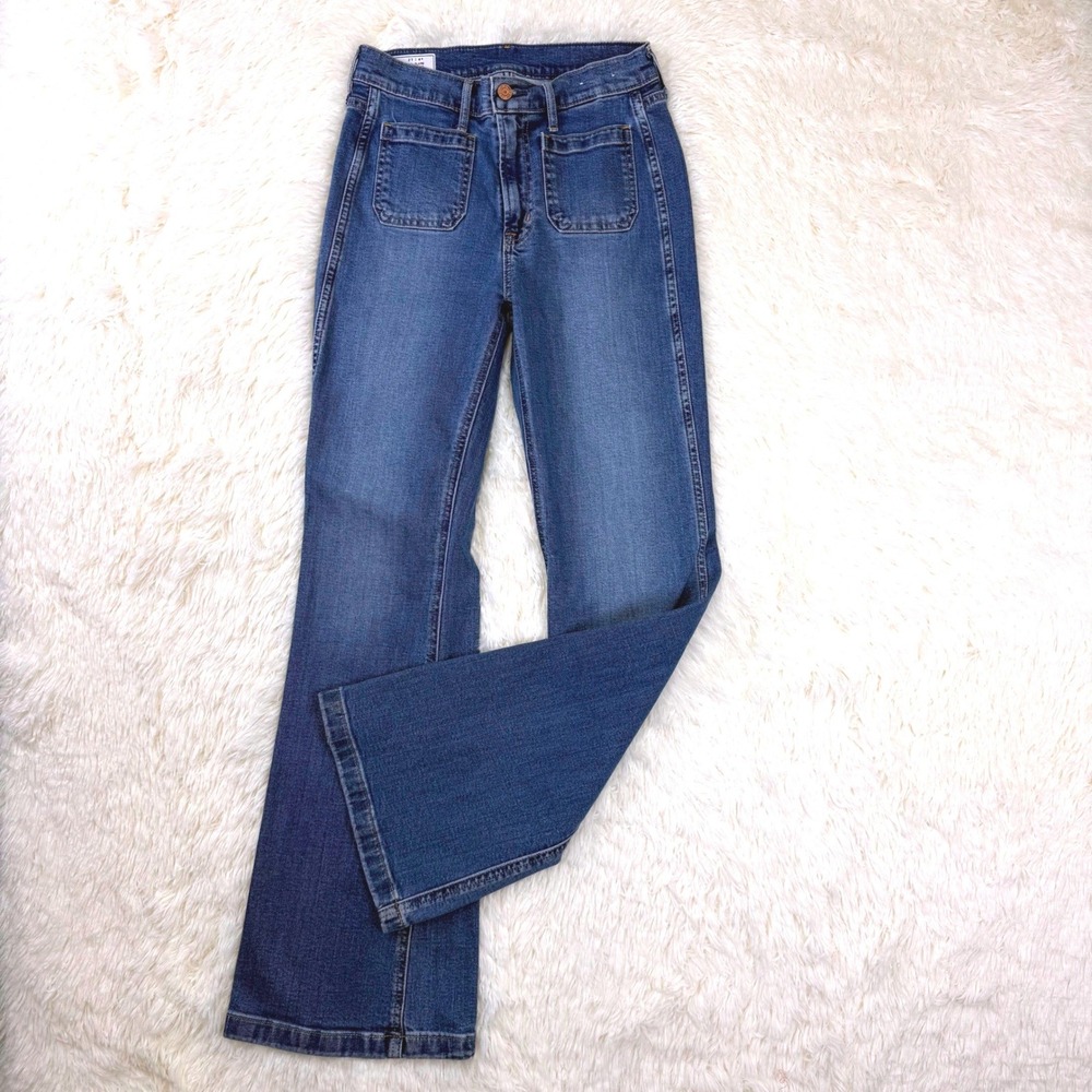 NWOT GAP '70s Flare Jeans Women 27/4 Blue High Rise Patch Pocket Denim